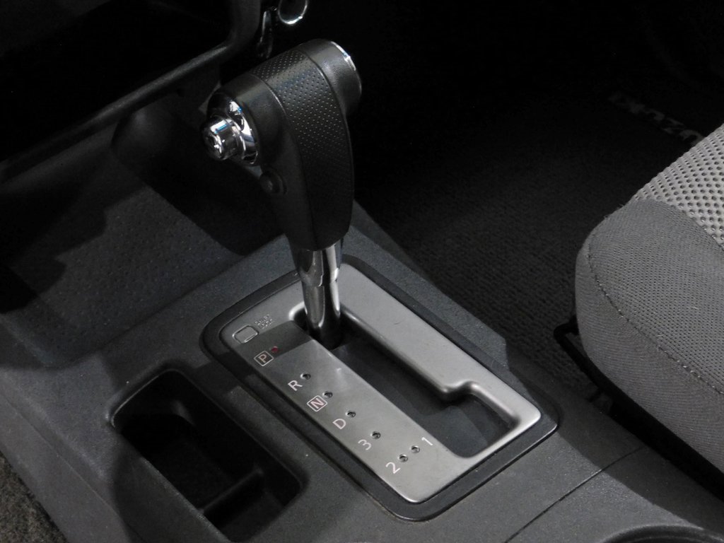 Used 2010 Suzuki Equator 2WD Extended Cab image 56