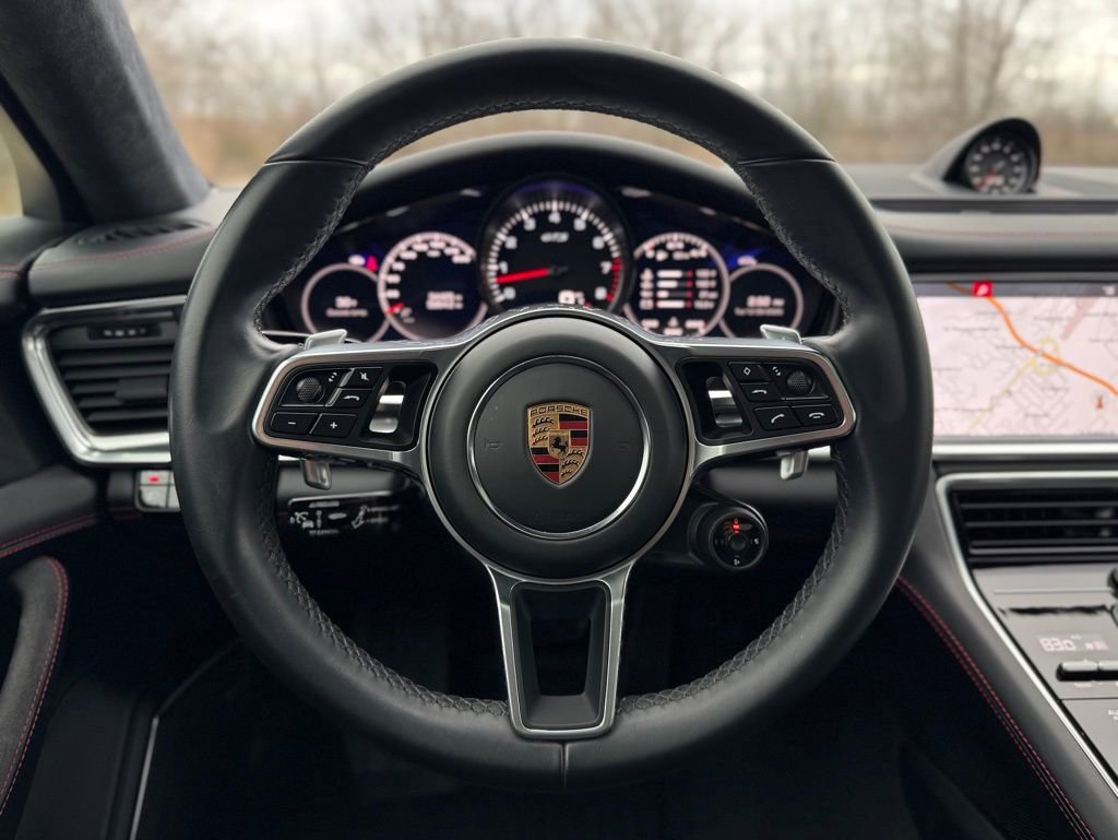 Used 2019 Porsche Panamera GTS image 32