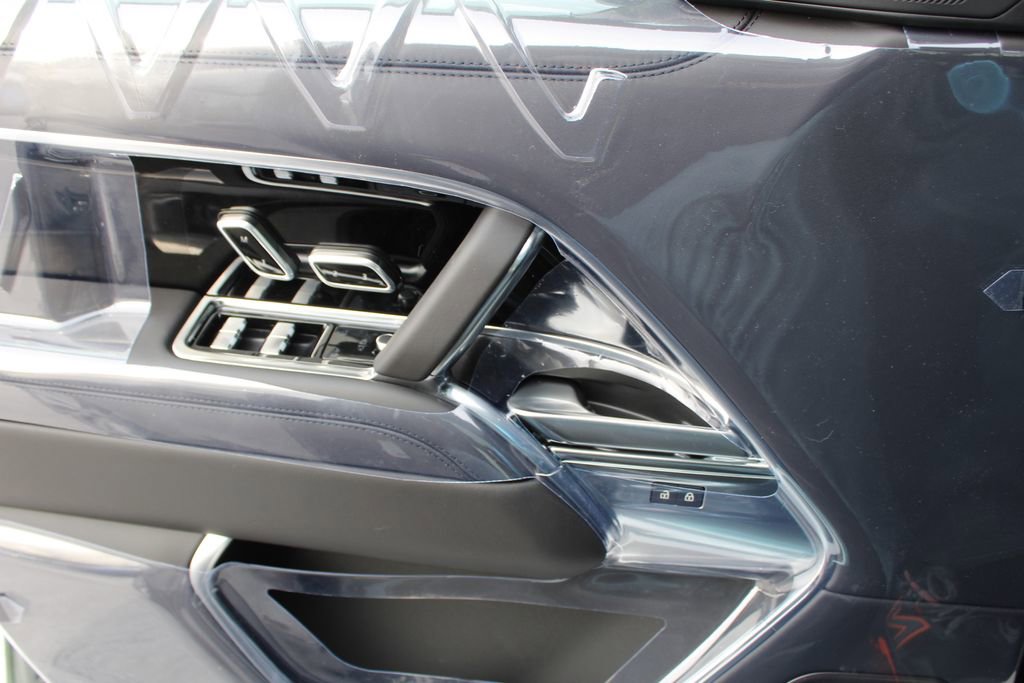 New 2026 Land Rover Range Rover Autobiography image 16