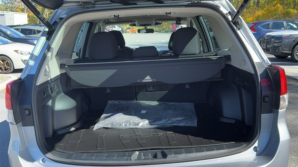 Certified 2023 Subaru Forester Premium AWD/4WD image 26