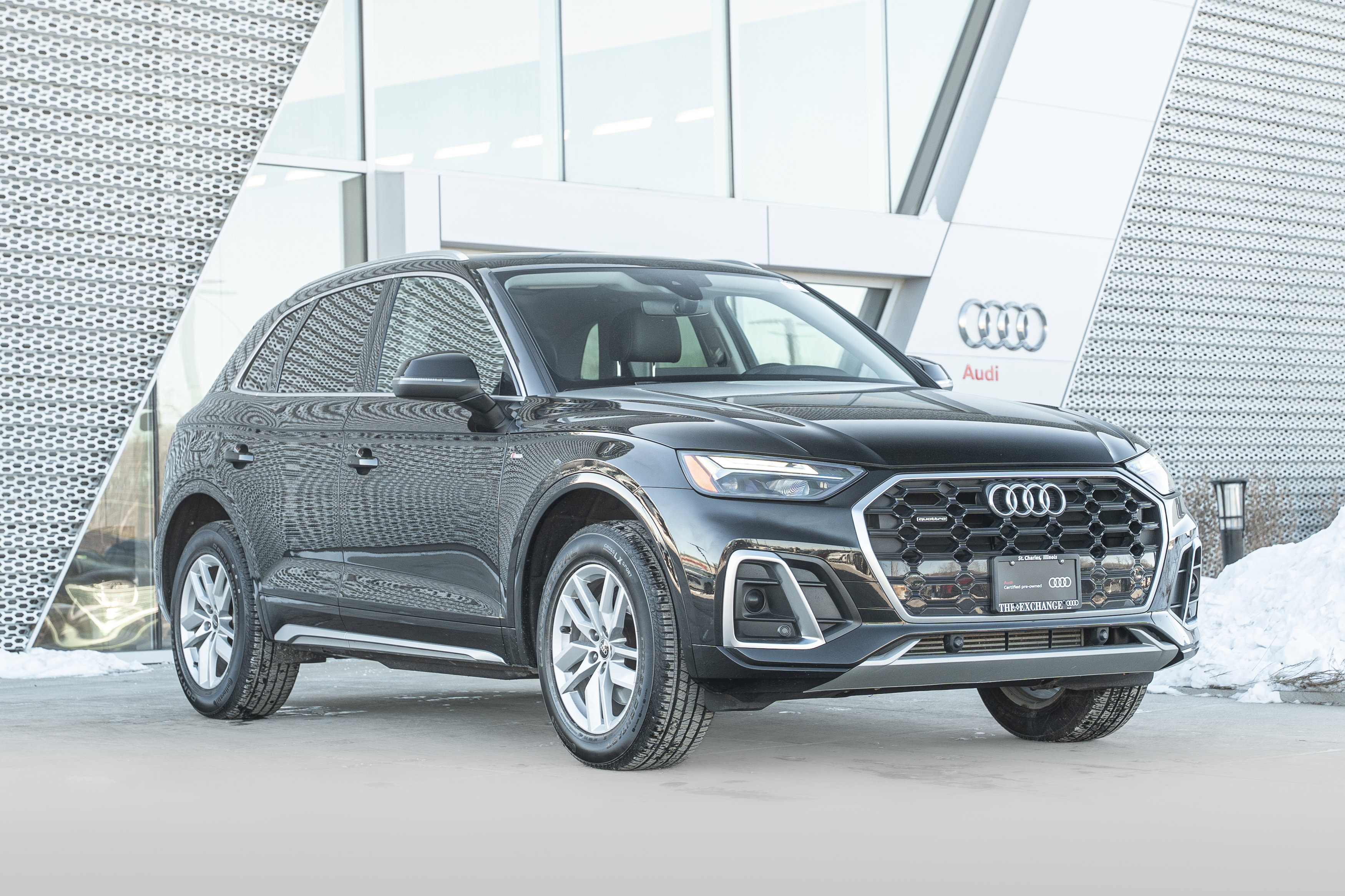Certified 2023 Audi Q5 2.0T Premium w/ Convenience Package image 1