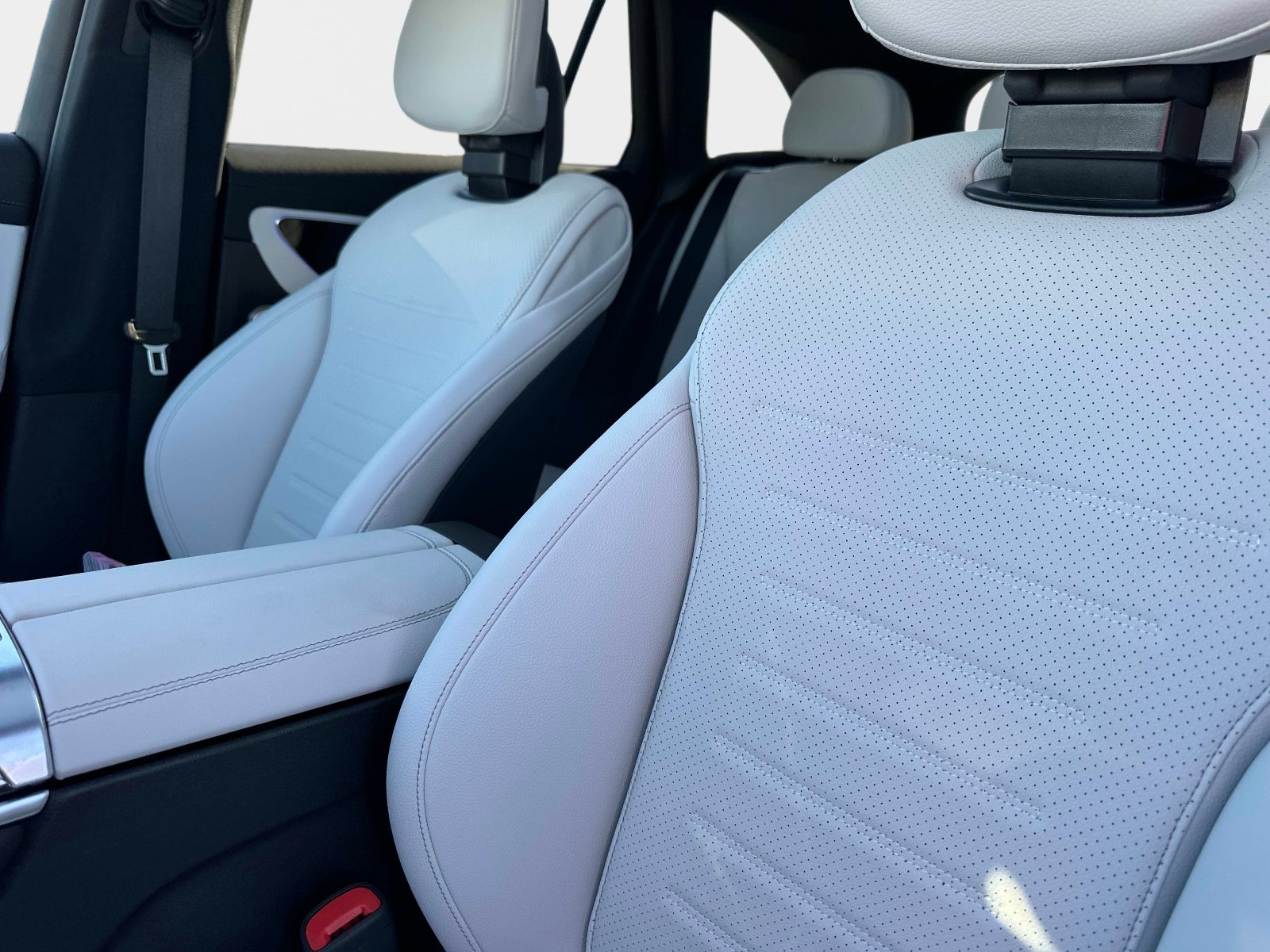 New 2026 Mercedes-Benz GLC 300 image 22