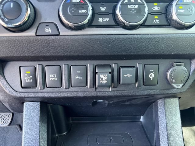 Certified 2021 Toyota Tacoma TRD Sport w/ Technology Package AWD/4WD image 27