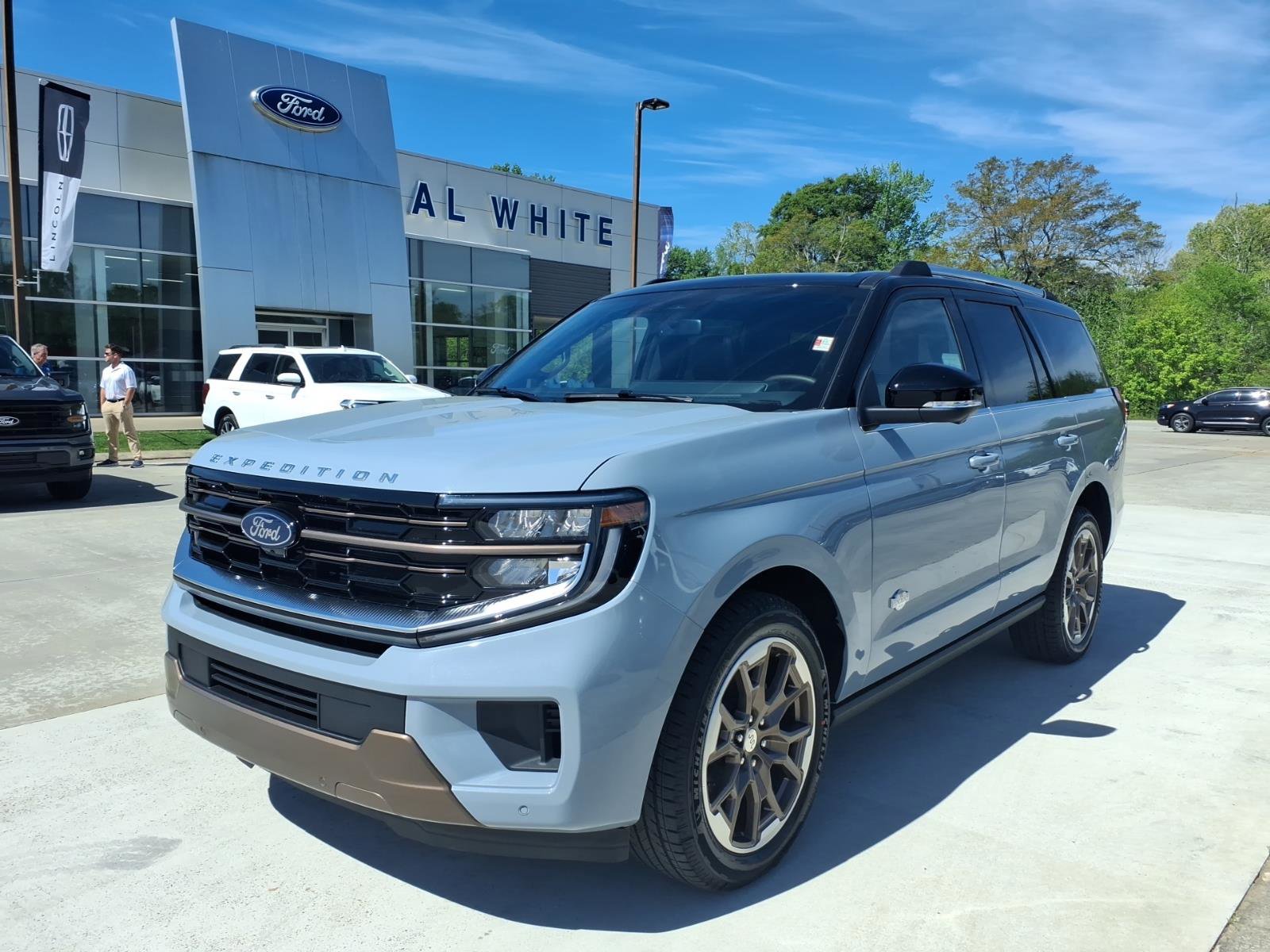 New 2026 Ford Expedition King Ranch AWD/4WD image 1