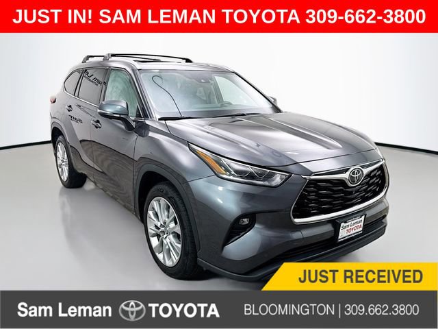 Used 2023 Toyota Highlander Limited