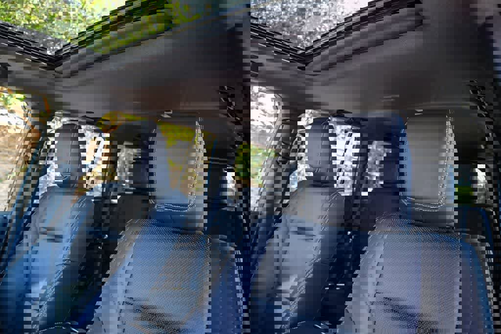 Used 2025 Toyota Land Cruiser w/ Premium Package image 17