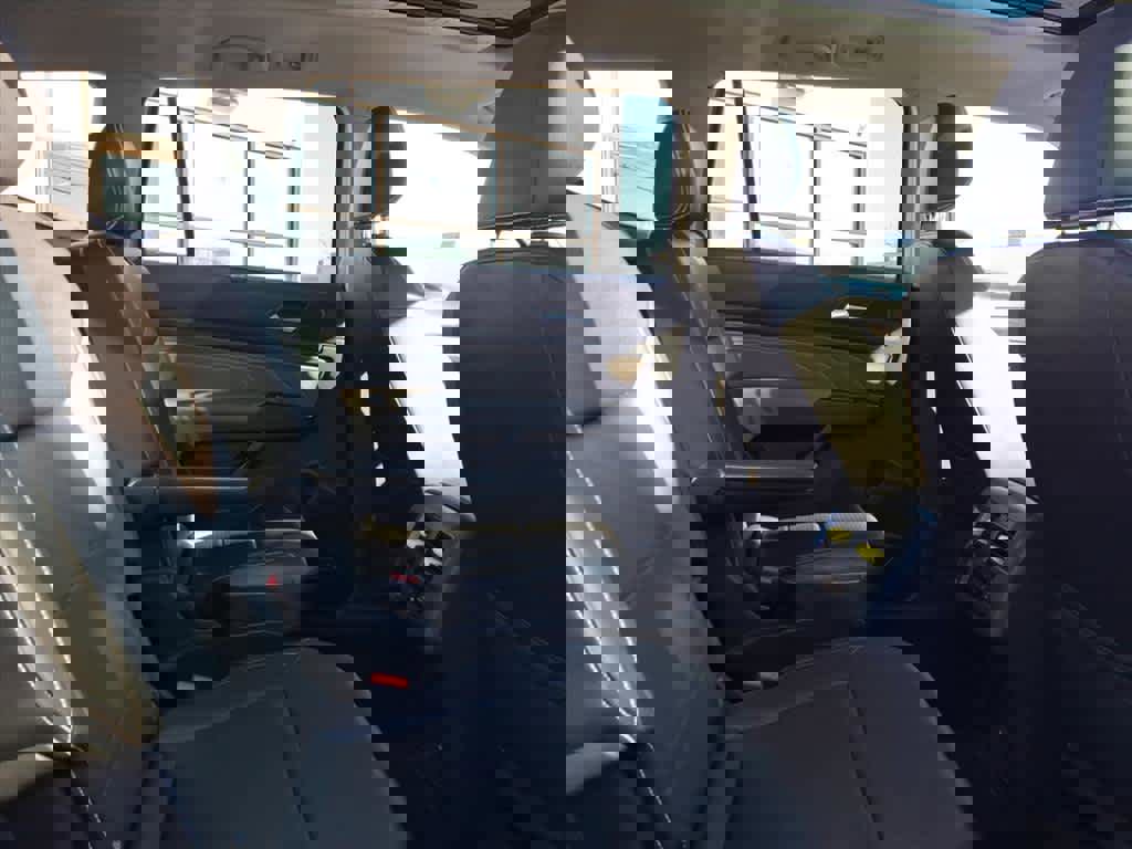 Used 2021 Volkswagen Atlas SE w/ Panoramic Sunroof Package image 12