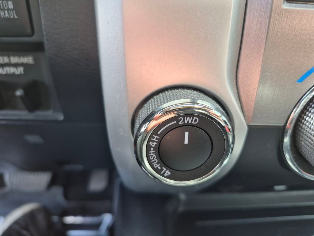 Used 2018 Toyota Tundra Limited w/ Limited Premium Package image 24