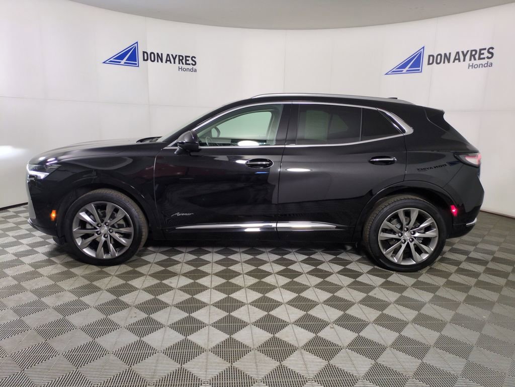 Used 2021 Buick Envision Avenir w/ Technology Package II AWD/4WD image 2