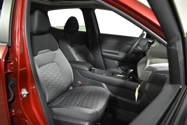 New 2026 Nissan Kicks SV w/ SV Premium Package AWD/4WD image 31