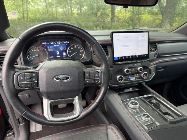 Used 2023 Ford Expedition Limited AWD/4WD image 15