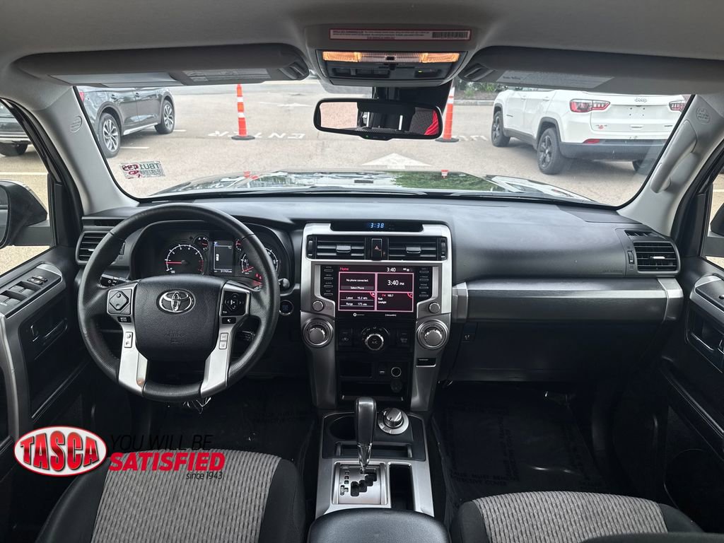 Used 2024 Toyota 4Runner SR5 AWD/4WD image 11