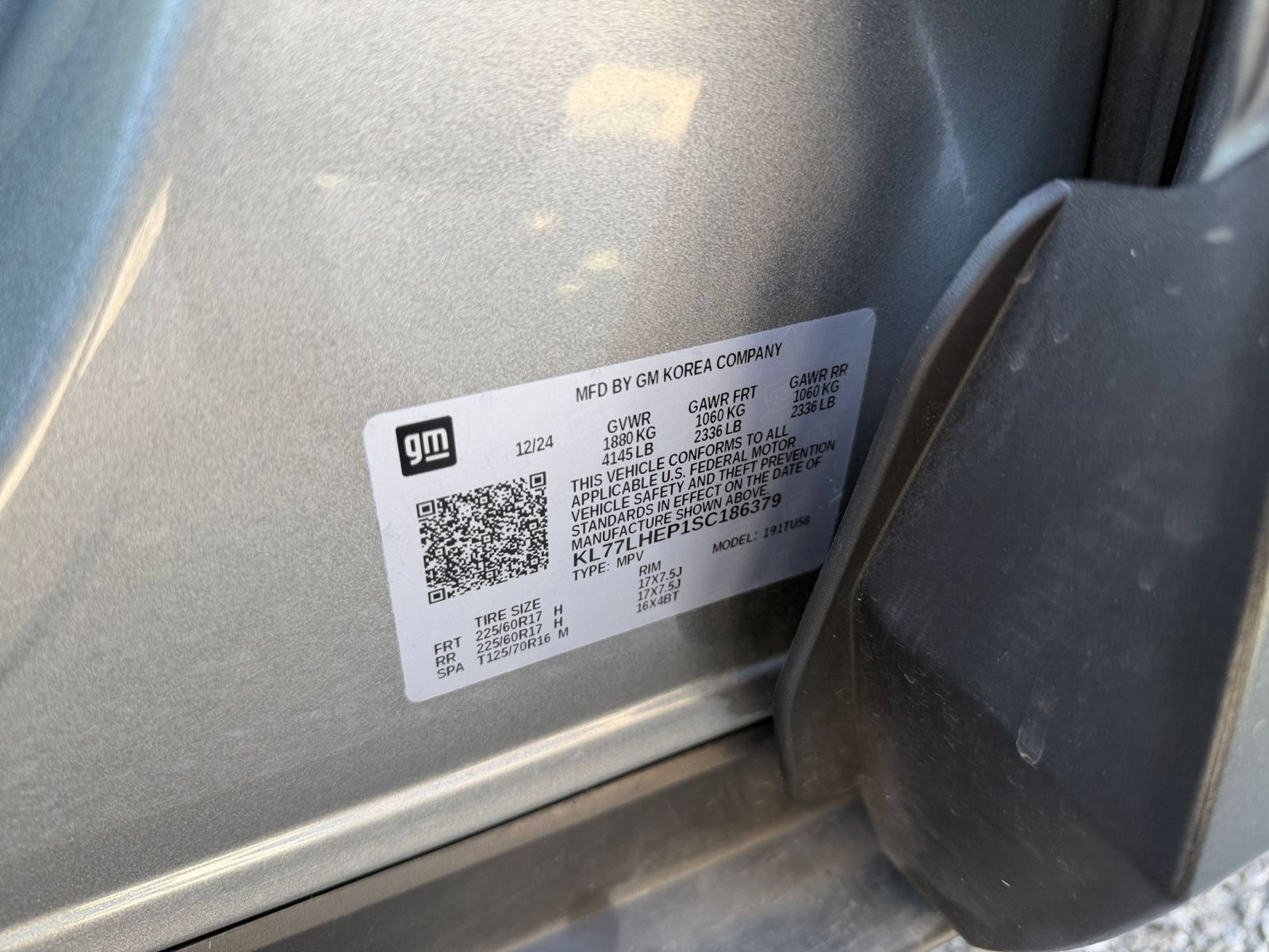 Used 2025 Chevrolet Trax LT FWD image 28