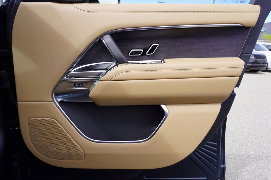 New 2026 Land Rover Range Rover SE AWD/4WD image 21