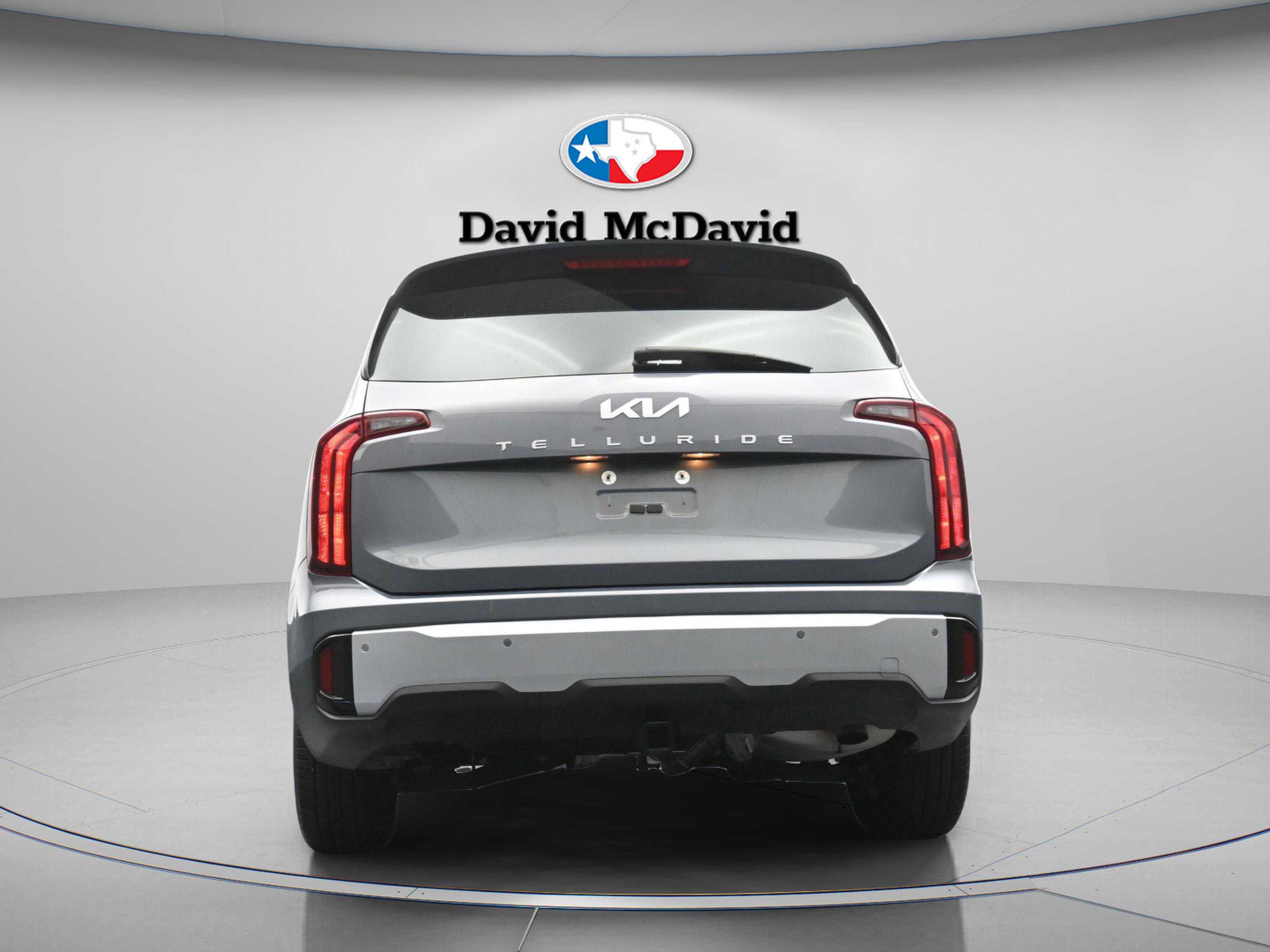 Used 2024 Kia Telluride LX image 12
