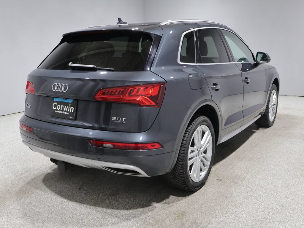 Used 2018 Audi Q5 2.0T Premium Plus w/ Premium Plus Package AWD/4WD image 2