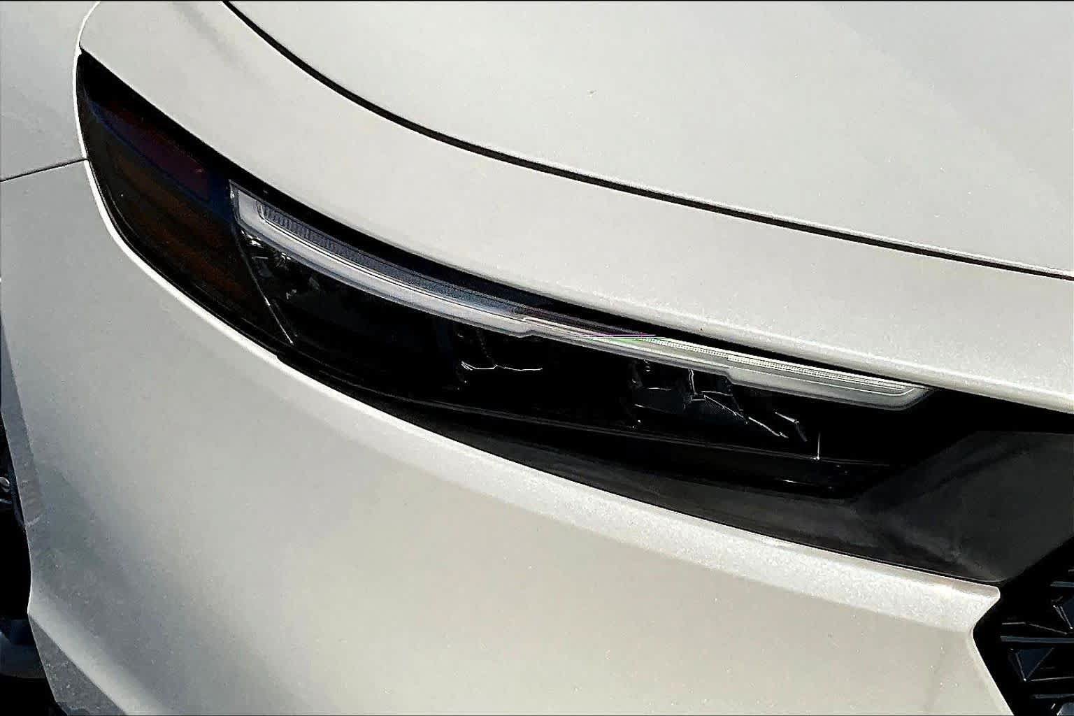 Used 2023 Honda Accord EX image 28