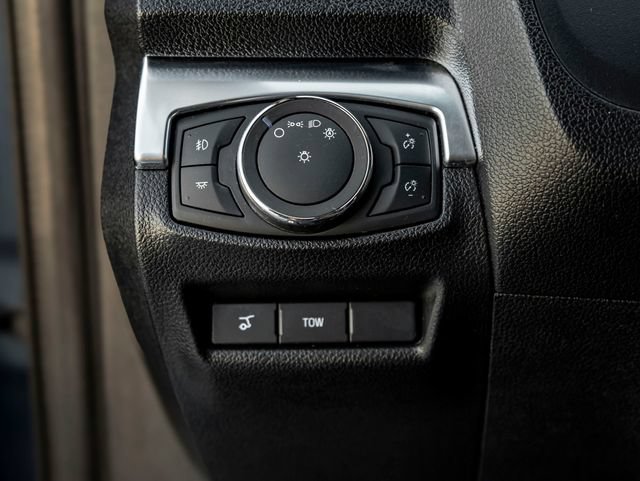 Used 2018 Ford Explorer Sport AWD/4WD image 19