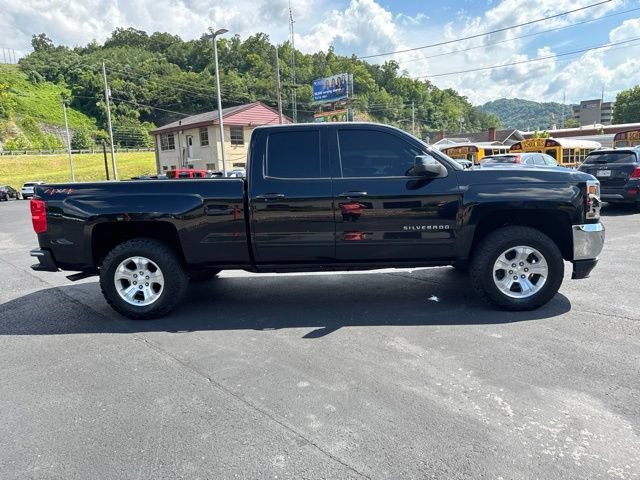 Used 2019 Chevrolet Silverado 1500 LT AWD/4WD image 8