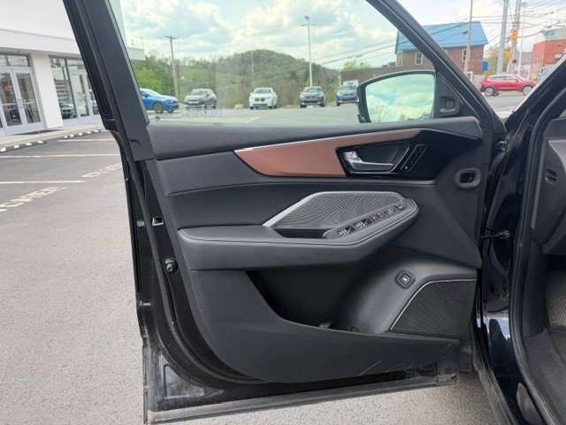 Used 2022 Acura MDX SH-AWD w/ Technology Package image 12