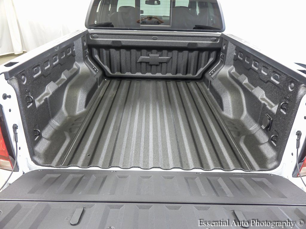 Used 2024 Chevrolet Colorado Z71 w/ Z71 Convenience Package 2 image 19