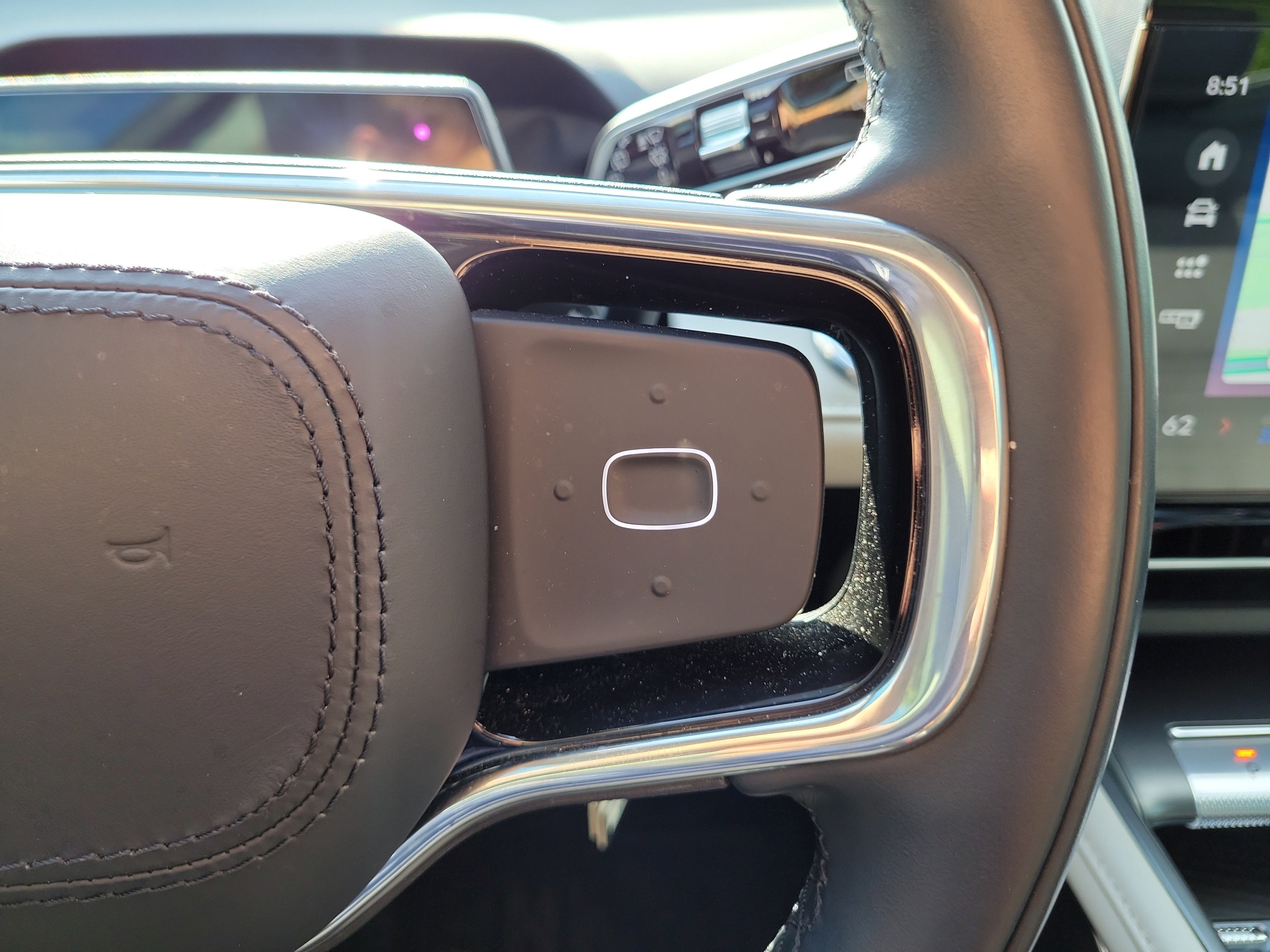 Used 2025 Lincoln Nautilus Reserve AWD/4WD image 30