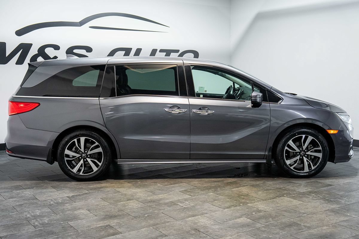 Used 2018 Honda Odyssey Elite image 8