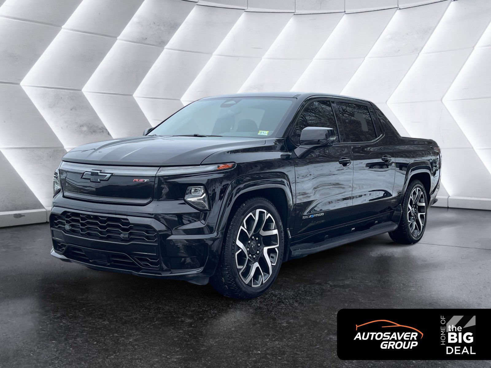 Used 2024 Chevrolet Silverado EV RST image 1