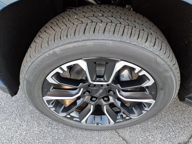 New 2026 GMC Yukon XL Elevation w/ Elevation Premium Package AWD/4WD image 13