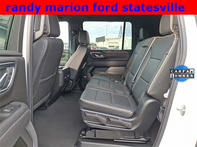 Used 2024 Chevrolet Suburban Premier image 10