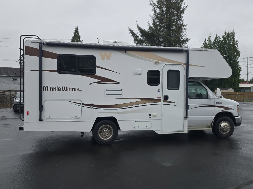 Used 2014 Ford E-350 and Econoline 350 Super Duty RWD image 7