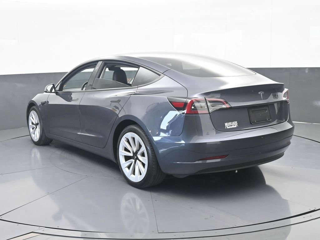 Used 2023 Tesla Model 3 Standard Range RWD image 4