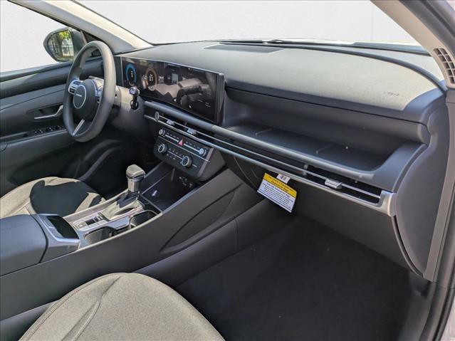 New 2026 Hyundai Tucson SE image 19