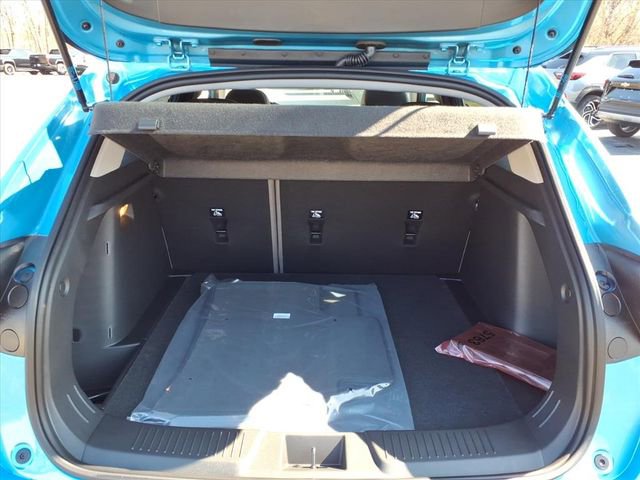 New 2026 Chevrolet Trax ACTIV w/ Sunroof Package image 24
