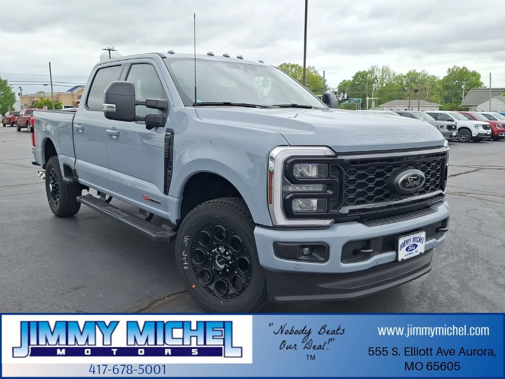New 2026 Ford F250 Lariat w/ Black Appearance Package