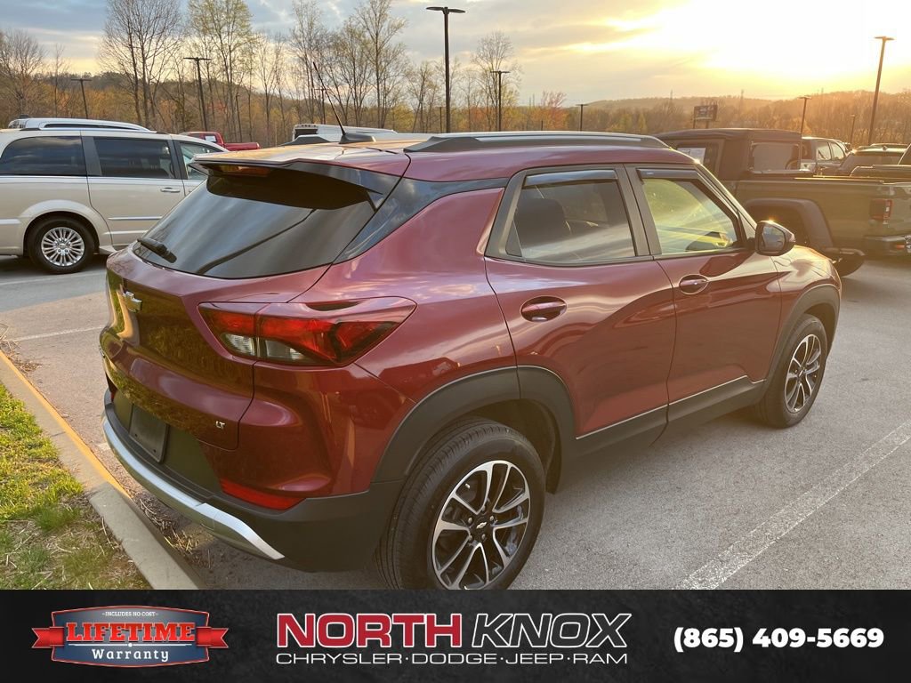 Used 2024 Chevrolet TrailBlazer LT image 3