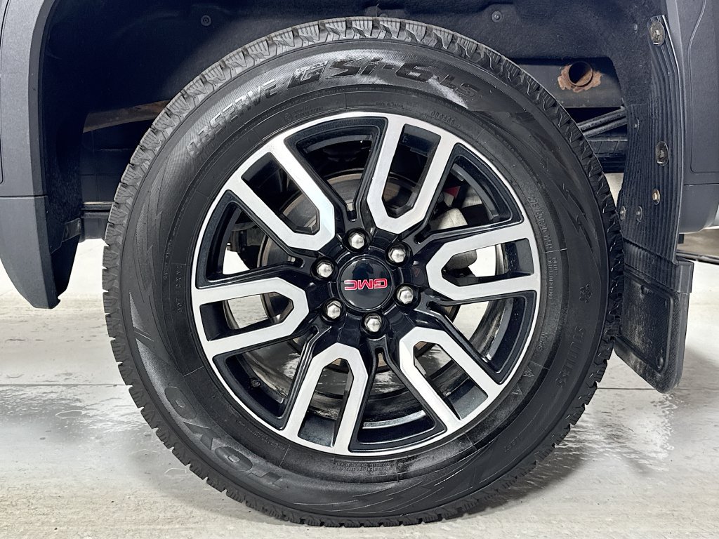 Used 2023 GMC Sierra 1500 AT4 AWD/4WD image 13