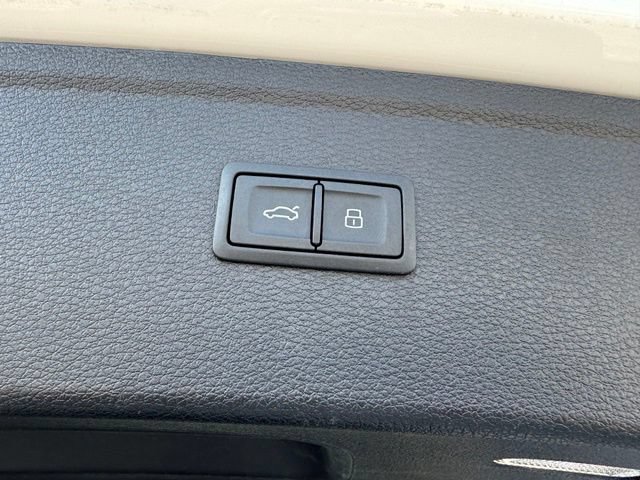 Used 2023 Audi Q5 2.0T Premium Plus AWD/4WD image 24