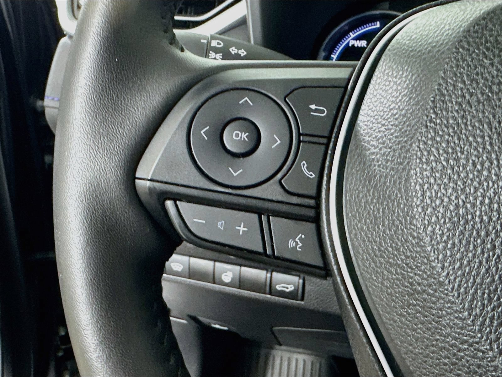 Used 2024 Toyota RAV4 XSE w/ Weather Package AWD/4WD image 18