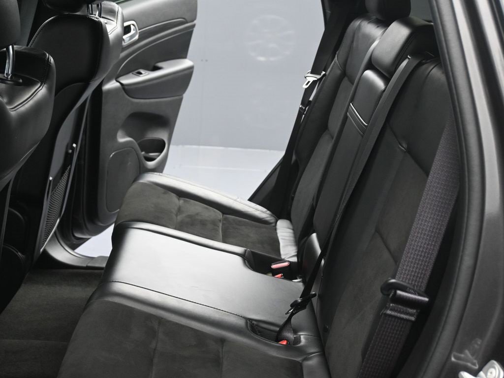 Used 2021 Jeep Grand Cherokee Laredo X image 21