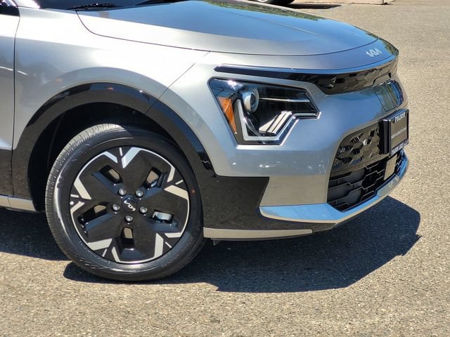 Used 2025 Kia Niro Wind FWD image 6
