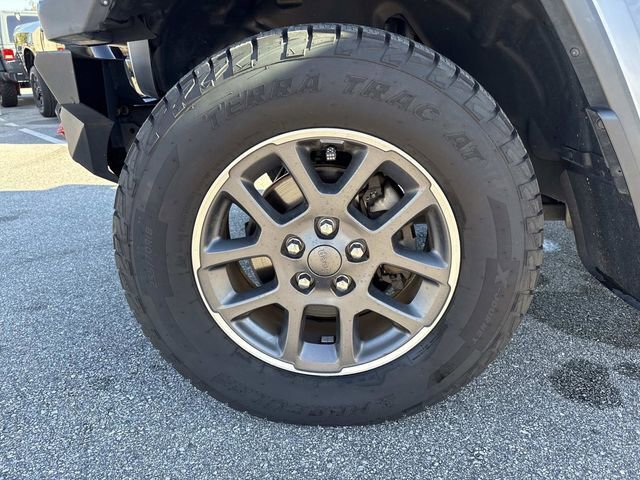 Used 2020 Jeep Gladiator Overland w/ Safety Group image 32