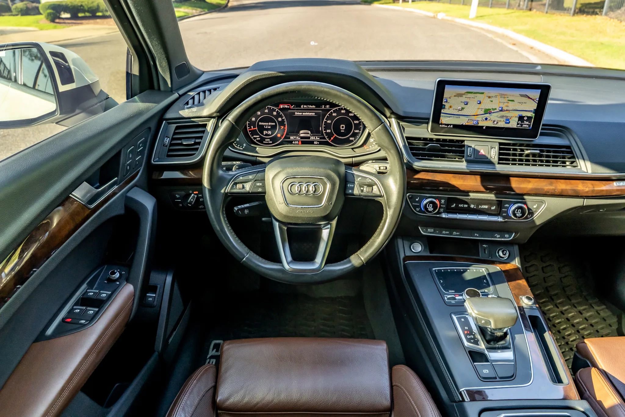 Used 2018 Audi Q5 Prestige w/ Prestige Package image 13