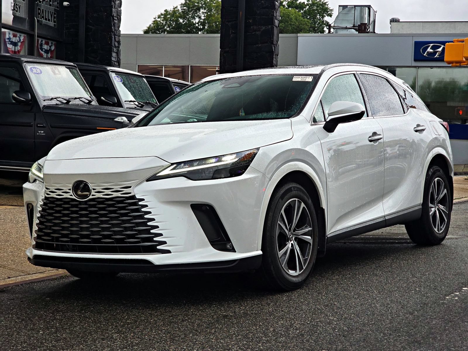 Used 2024 Lexus RX 350 Premium w/ Convenience Package AWD/4WD image 5