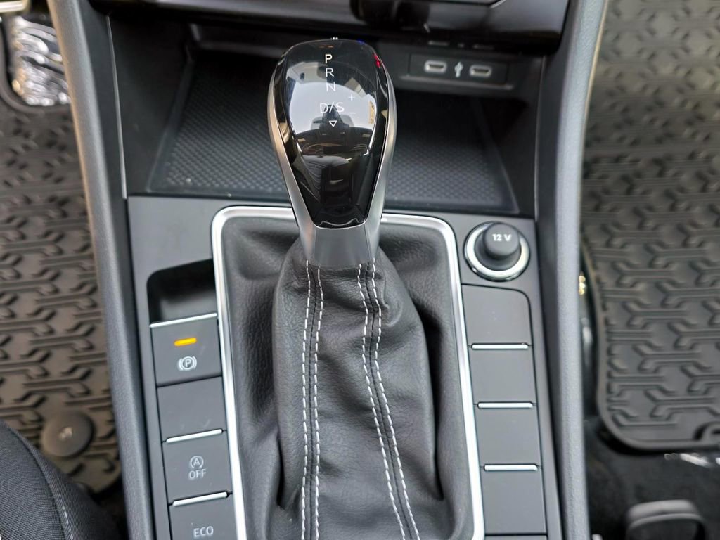 New 2025 Volkswagen Jetta Sport image 17