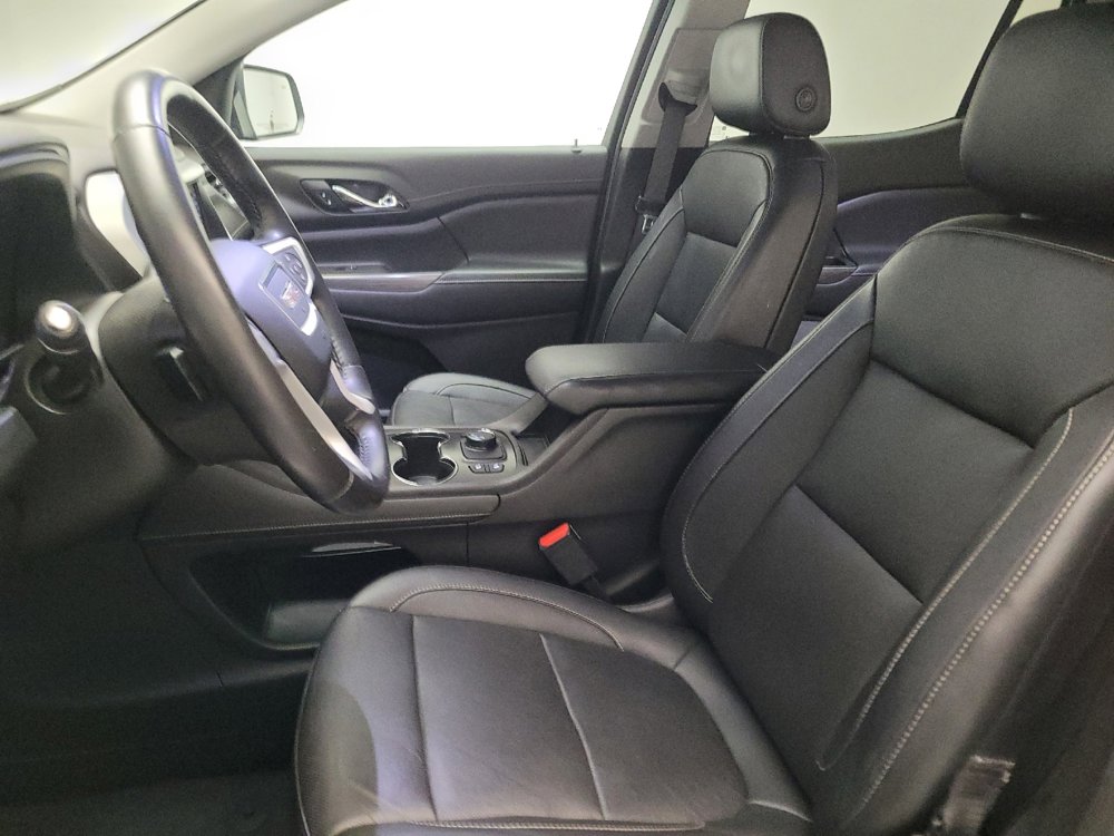Used 2020 GMC Acadia SLT FWD image 17