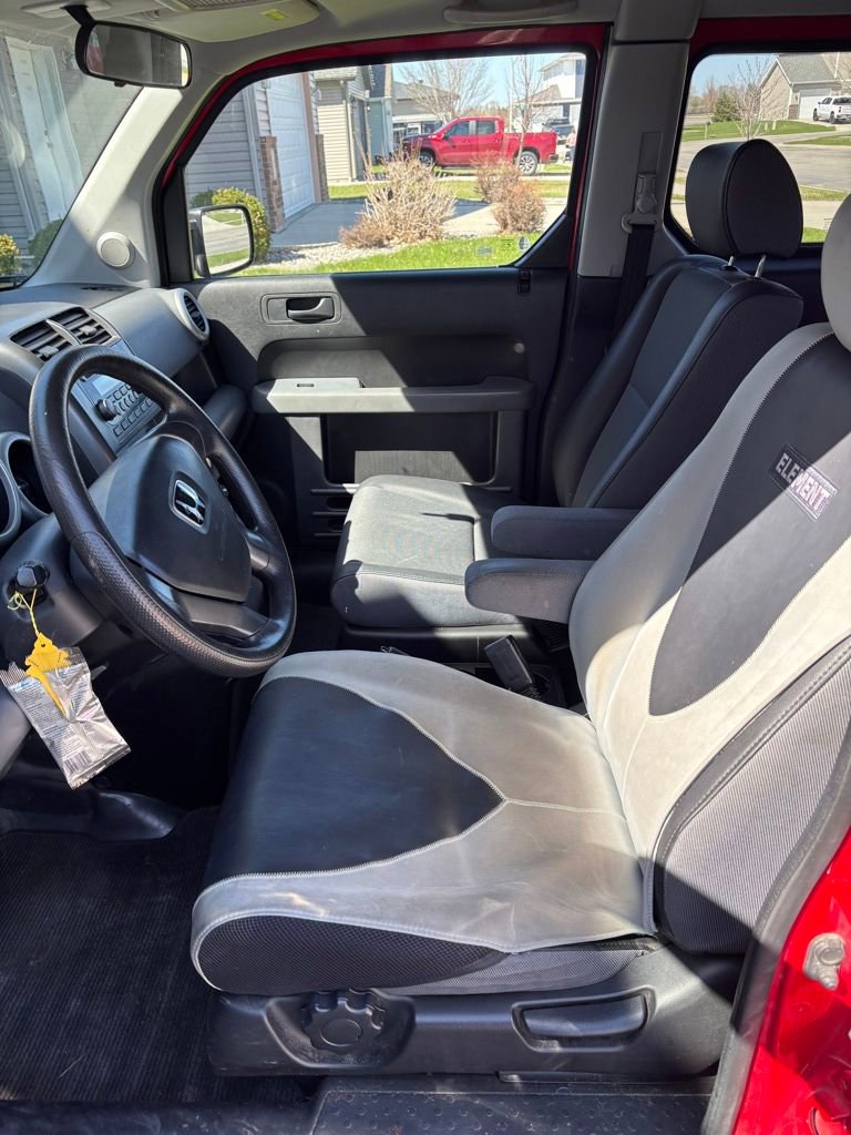 Used 2005 Honda Element EX image 6