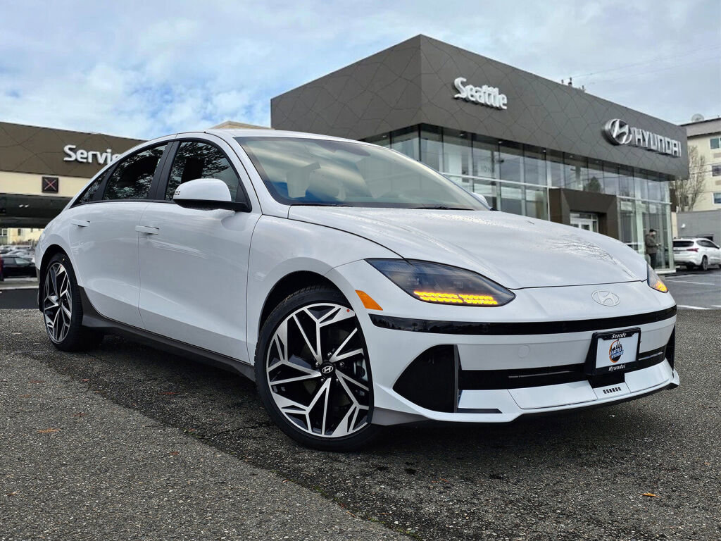 New 2025 Hyundai Ioniq 6 SEL image 1