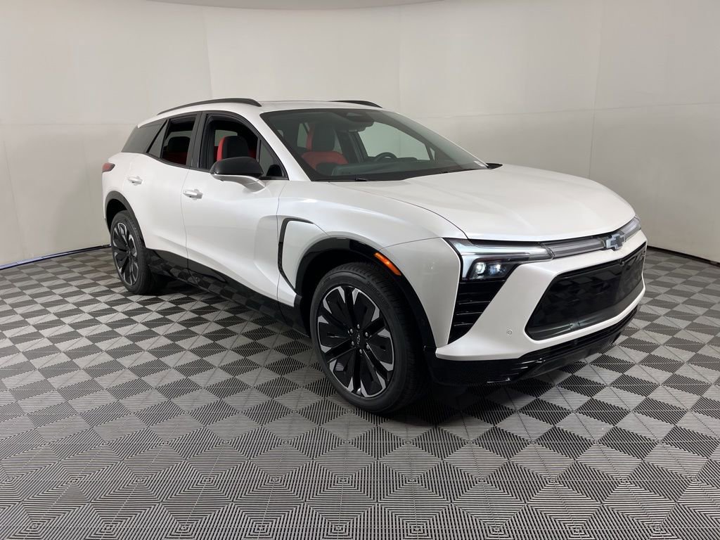 New 2025 Chevrolet Blazer EV RS w/ Super Cruise Package AWD/4WD image 19