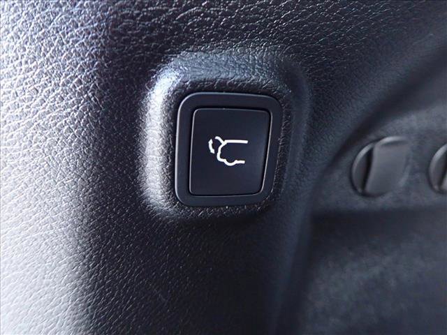 Used 2021 Jeep Cherokee Limited image 9